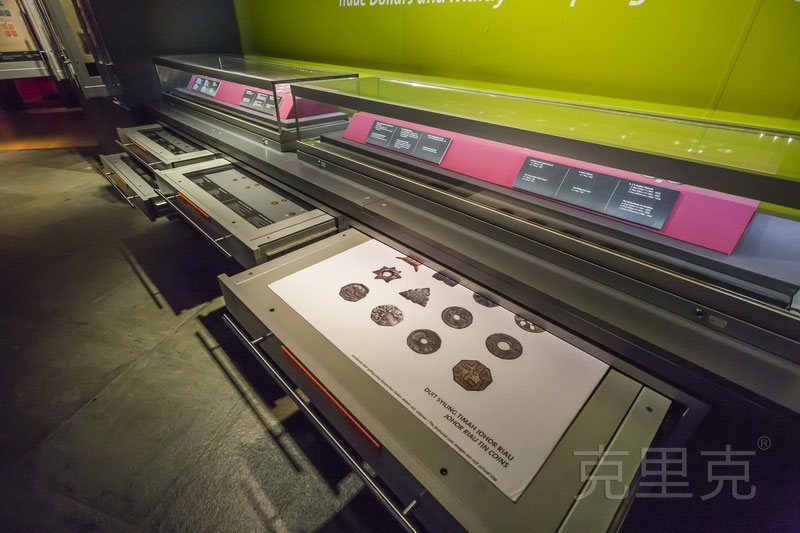 馬來(lái)西亞國(guó)家銀行博物館儲(chǔ)藏功能銀幣展示柜樣式