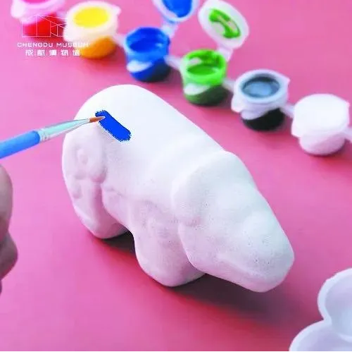 成博以石犀為原型，開發了一系列文創產品